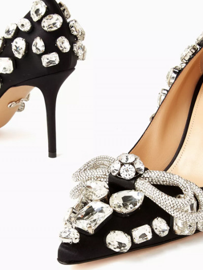 Renew the Sale on Mach & Mach Double Knot Crystal Heel by 60% in addition to Ounass coupon